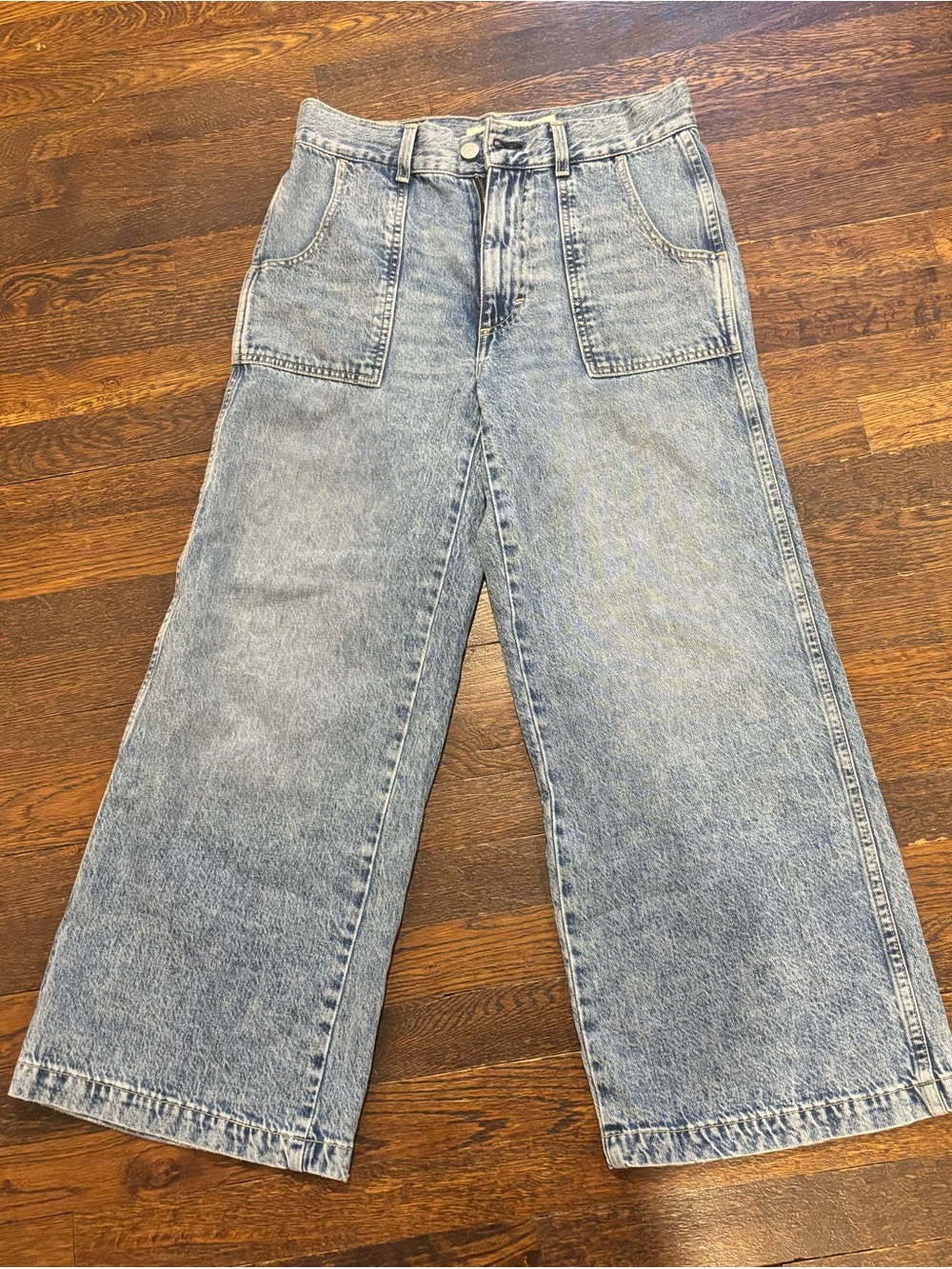 Wide-Leg Light Wash women's Jeans